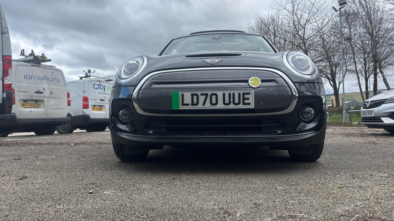 MINI Hatchback 135kW Cooper S Level 3 33kWh 3dr Auto Electric Hatchback